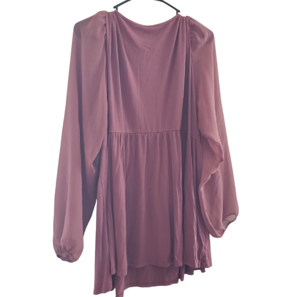 Torrid. Supersport Sheer Sleeve top - Picture 3 of 3